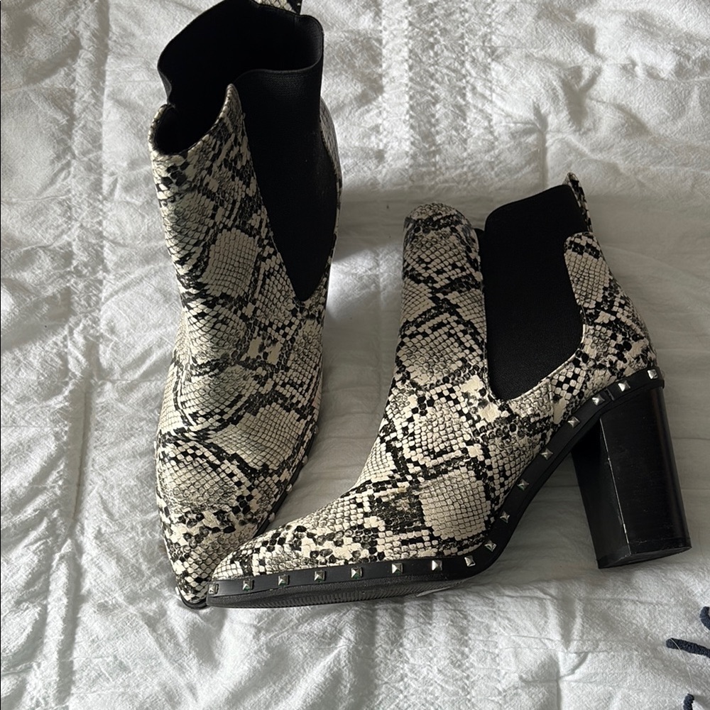 Black and White Snakeskin Chelsea Ankle Boots